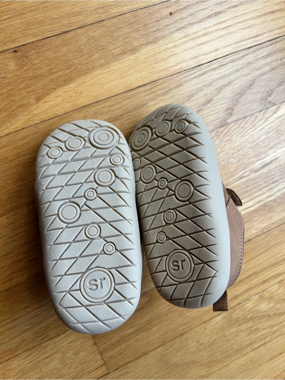 Stride Rite Kids Tan Canvas Hook-and-Loop Sneakers - Picture 3 of 4